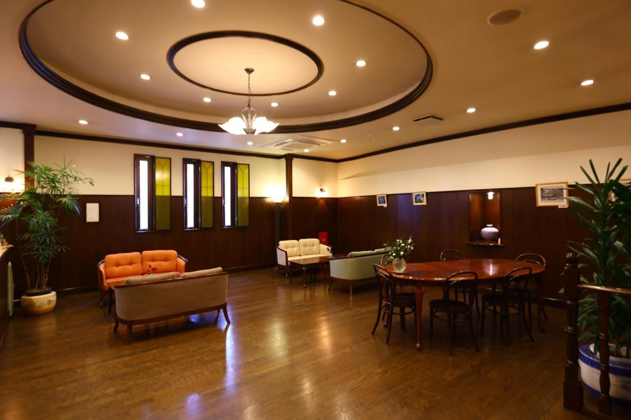 Hotel Yamabuki Комаґане Екстер'єр фото