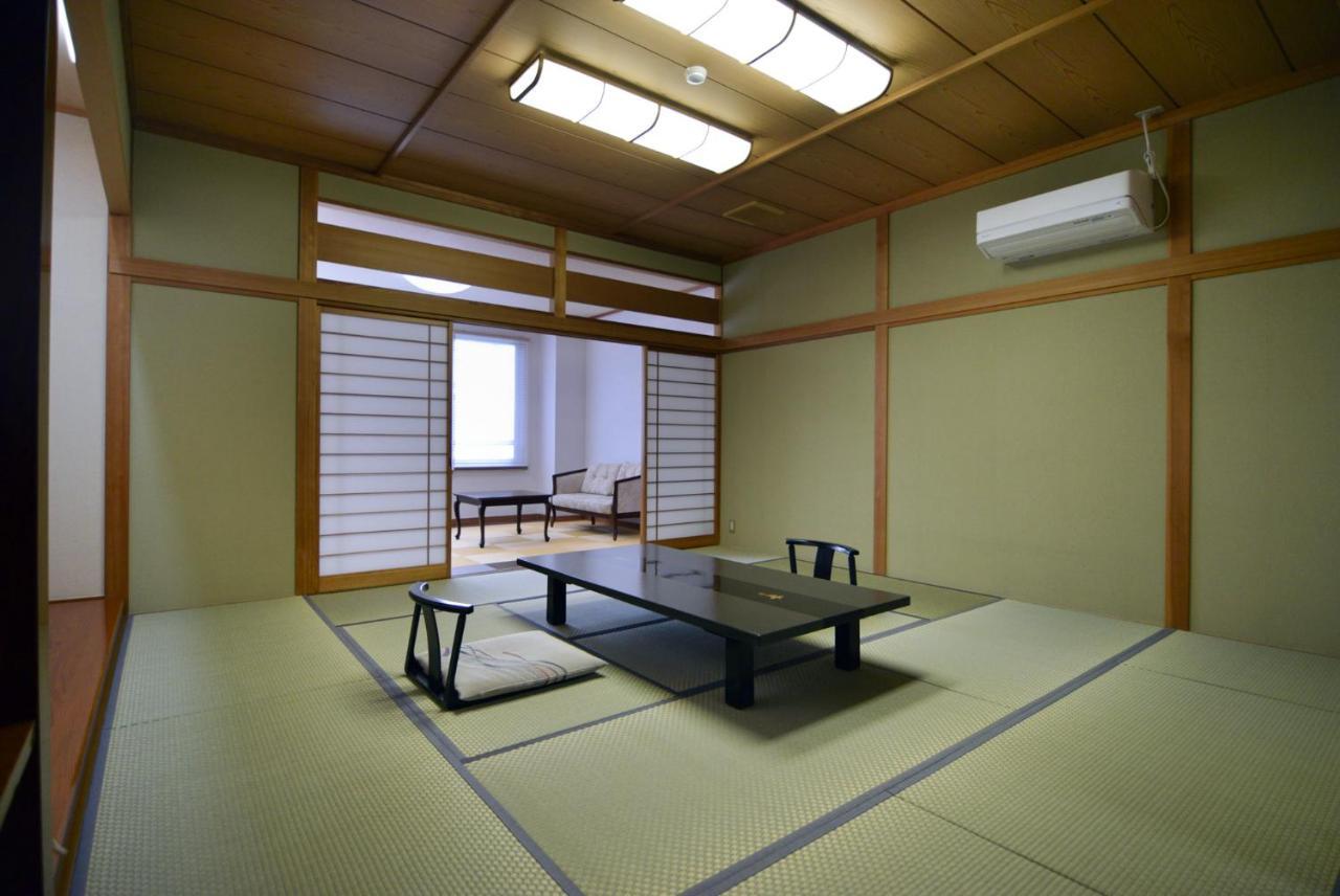 Hotel Yamabuki Комаґане Екстер'єр фото