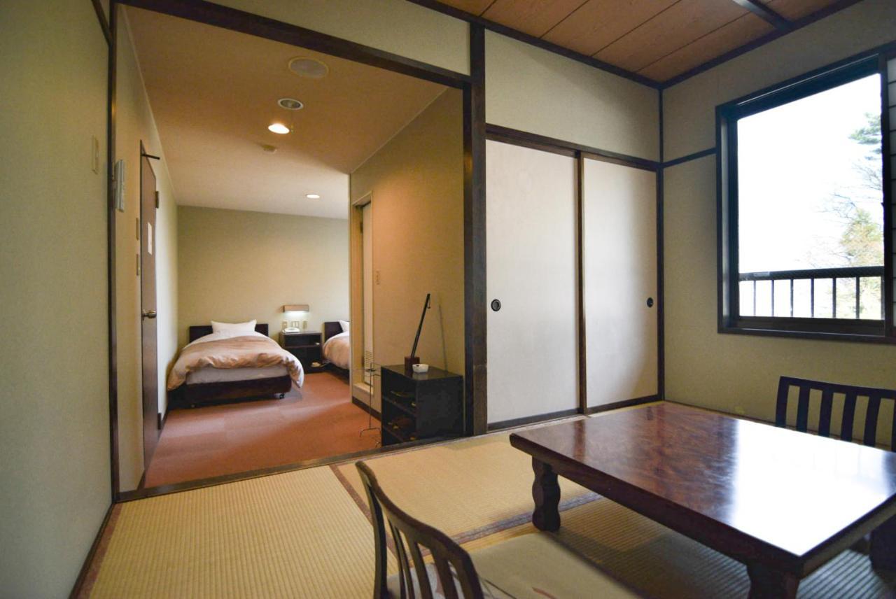 Hotel Yamabuki Комаґане Екстер'єр фото