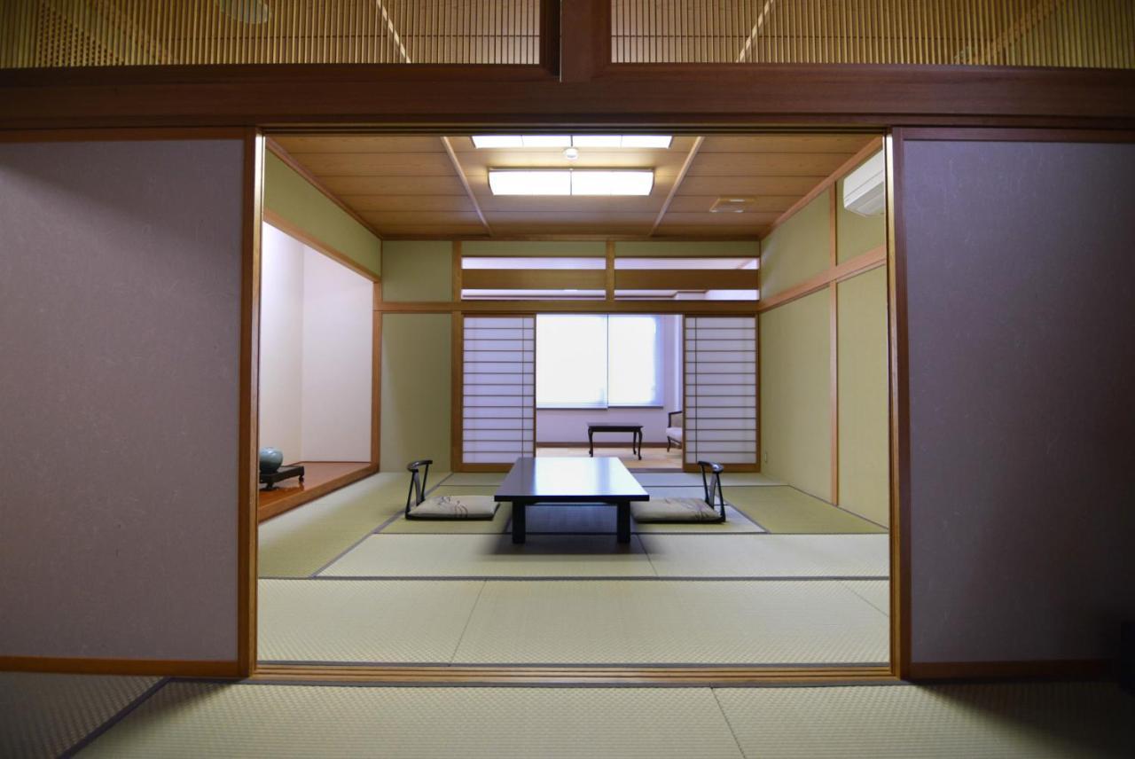 Hotel Yamabuki Комаґане Екстер'єр фото